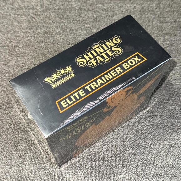 Pokémon Trading Card Game Shining Fates Elite Trainer Box Eevee Age 3+ 290-80817 - Picture 3 of 3
